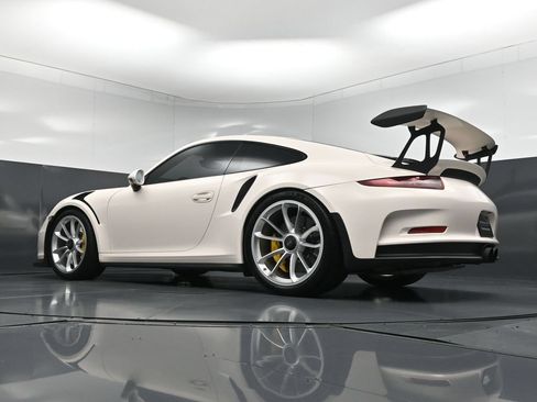 Certified 2016 Porsche 911 GT3 RS RWD image 24