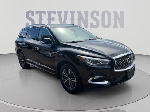 Used 2019 INFINITI QX60 Luxe w/ Essential Package AWD/4WD image 7