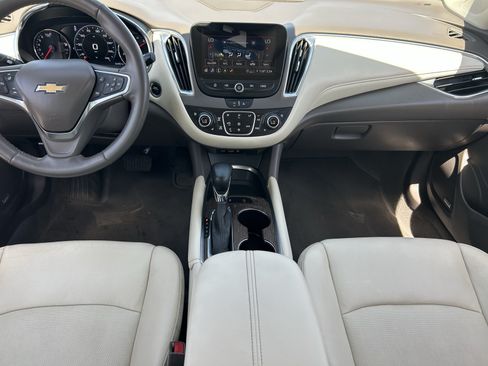 Certified 2024 Chevrolet Malibu LT FWD image 14