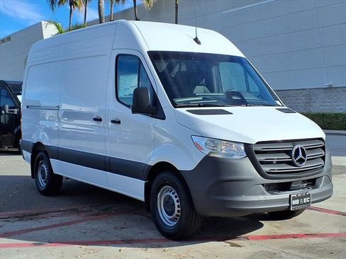 New 2026 Mercedes-Benz Sprinter 2500 image 18
