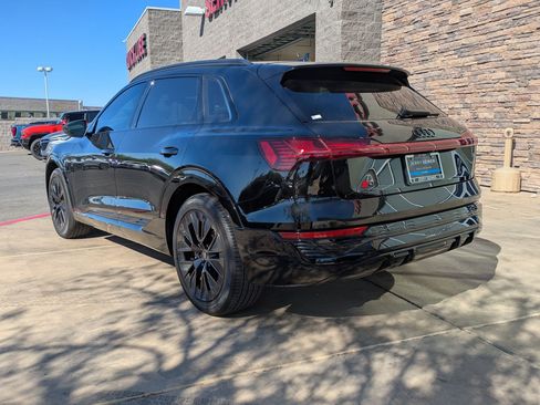 Used 2024 Audi Q8 e-tron Prestige AWD/4WD image 3
