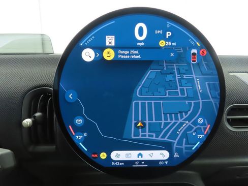 Used 2025 MINI Cooper 4-Door Hardtop image 17