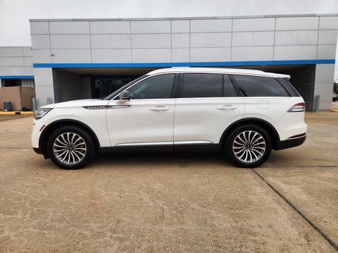 Used 2024 Lincoln Aviator Reserve w/ Equipment Group 201A image 5