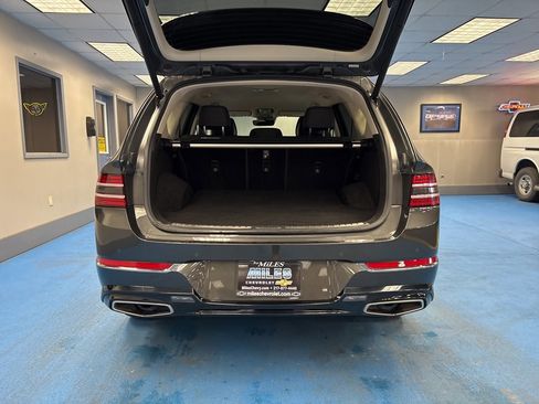 Used 2024 Genesis GV80 2.5T image 9