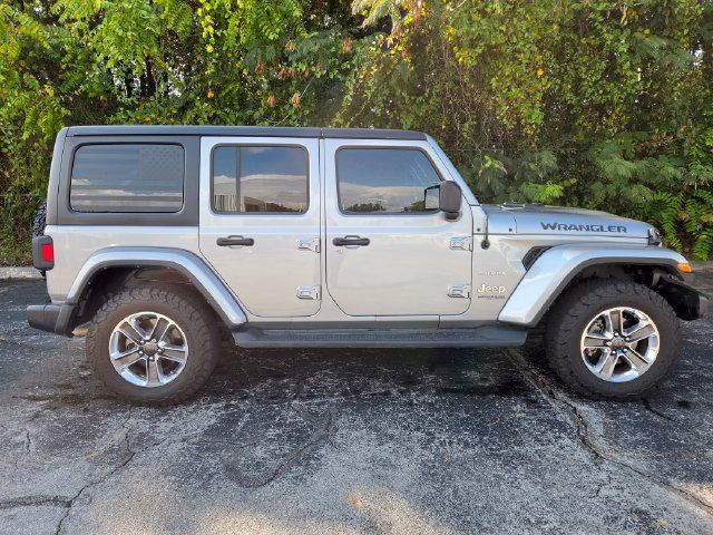 Used 2021 Jeep Wrangler Unlimited Sahara w/ Cold Weather Group AWD/4WD image 12