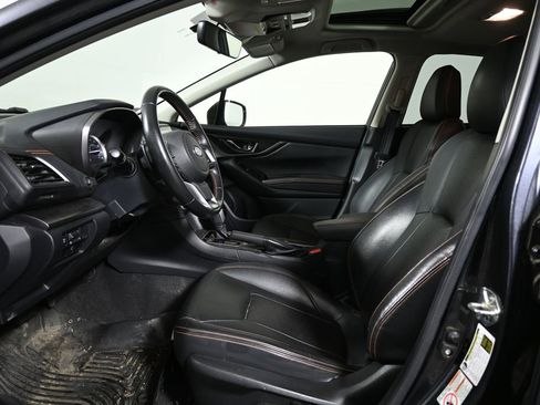 Used 2018 Subaru Crosstrek 2.0i Limited image 3