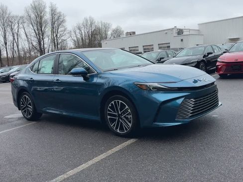 New 2026 Toyota Camry XLE AWD/4WD image 2