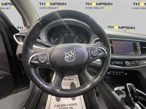 Used 2019 Buick Enclave Essence AWD/4WD image 12