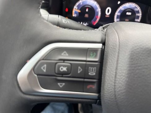 Used 2025 Jeep Compass Limited w/ Elite Group image 29