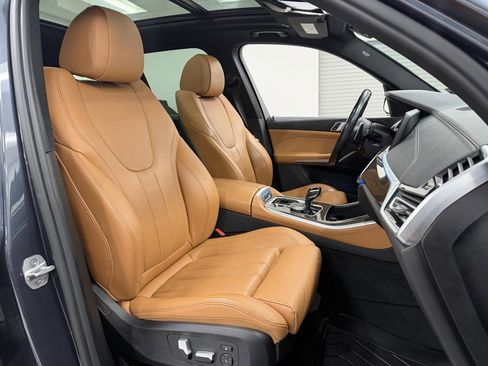 Used 2022 BMW X5 xDrive45e w/ M Sport Package image 57