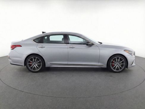 Used 2025 Genesis G70 2.5T AWD/4WD image 11
