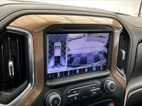 Used 2023 Chevrolet Silverado 2500 High Country w/ LPO, Hitch Package image 23