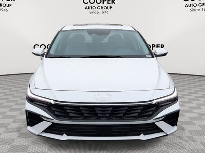 New 2025 Hyundai Elantra Limited