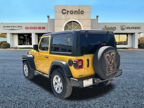 Used 2021 Jeep Wrangler Sport image 5