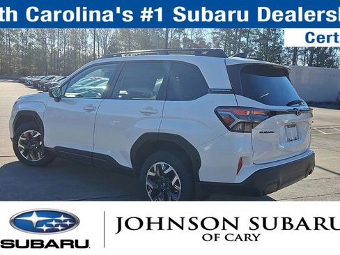 Used 2026 Subaru Forester Premium image 8