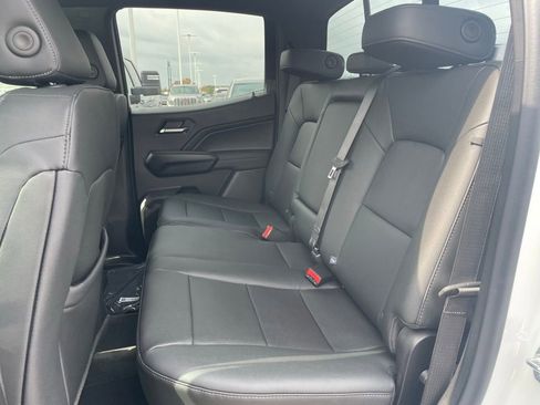 New 2026 GMC Canyon Elevation w/ Convenience Package image 25