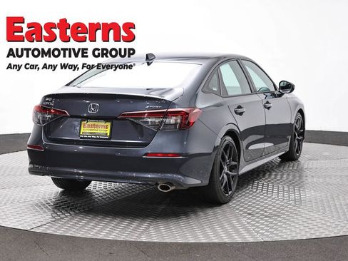 Used 2025 Honda Civic Sport image 5