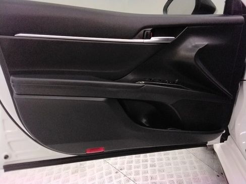 Used 2024 Toyota Camry SE image 47