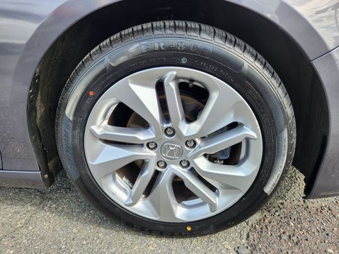 Used 2020 Honda Accord LX image 7