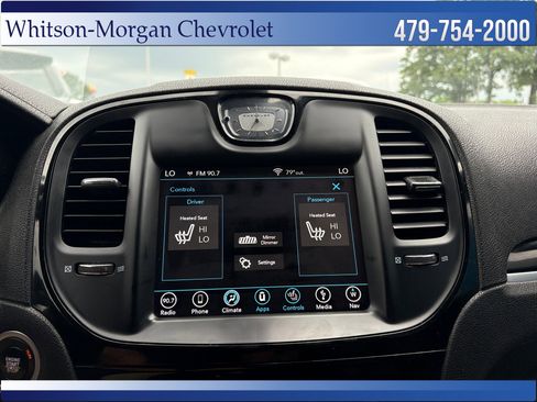 Used 2018 Chrysler 300 S RWD image 26