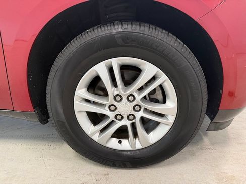 Used 2019 Buick Enclave Essence AWD/4WD image 12