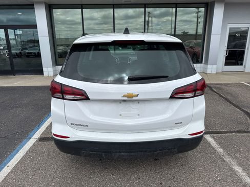 Used 2023 Chevrolet Equinox LS w/ LPO, Floor Liner Package AWD/4WD image 13