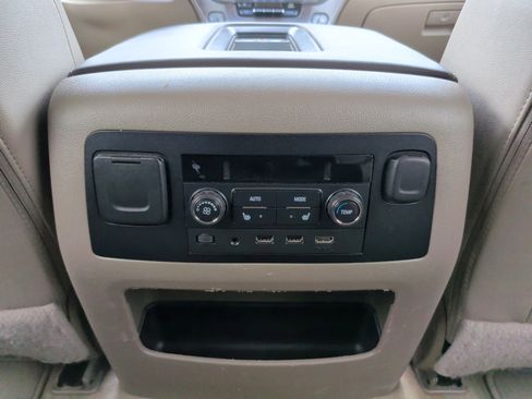 Used 2017 Chevrolet Tahoe Premier image 35