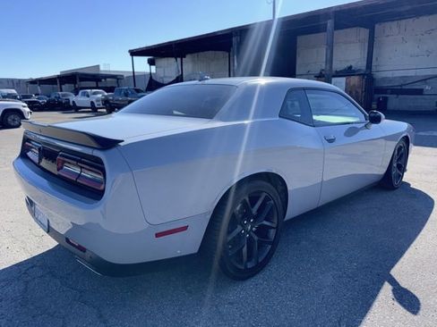 Used 2022 Dodge Challenger GT w/ Plus Package image 5