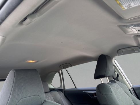 Certified 2021 Toyota RAV4 XLE image 35