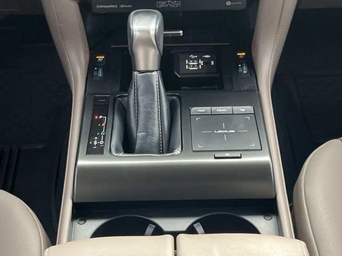Certified 2023 Lexus GX 460 Premium AWD/4WD image 18