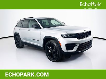 Used 2024 Jeep Grand Cherokee Altitude
