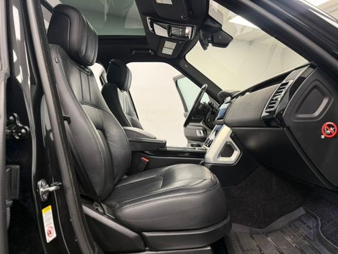 Used 2019 Land Rover Range Rover image 66