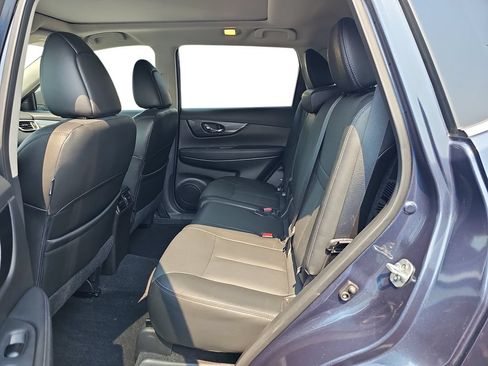 Used 2016 Nissan Rogue SL w/ SL Premium Package FWD image 14