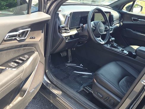 Certified 2023 Kia Sportage X-Pro AWD/4WD image 9