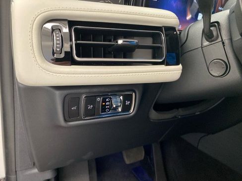 New 2025 Lincoln Aviator Black Label image 17