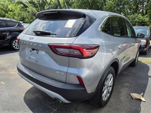 Used 2023 Ford Escape Active w/ Tech Pack #2 AWD/4WD image 4