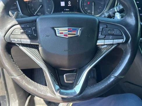 Used 2020 Cadillac XT6 Sport AWD/4WD image 21