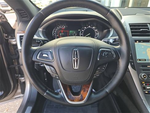Used 2019 Lincoln MKZ Reserve image 27