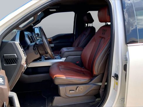 Used 2020 Ford F150 King Ranch w/ Equipment Group 601A Luxury AWD/4WD image 8