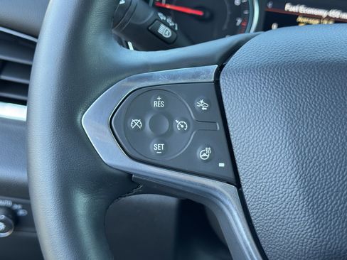 Used 2023 Chevrolet Traverse RS w/ LPO, Floor Liner Package image 30