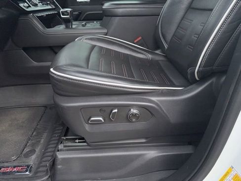 Used 2023 GMC Sierra 1500 AT4X image 40