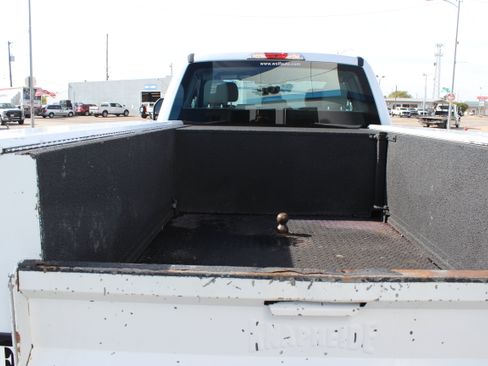 Used 2019 Ford F350 XL w/ Power Equipment Group image 9