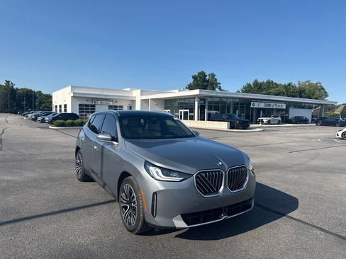 Used 2025 BMW X3 xDrive30i w/ Convenience Package AWD/4WD image 1