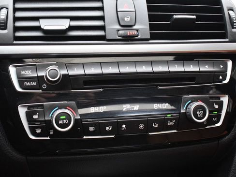 Used 2017 BMW 330i xDrive 330i xDrive image 32