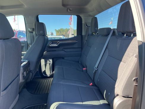 Used 2023 Chevrolet Silverado 1500 RST w/ Z71 Off-Road Package image 16