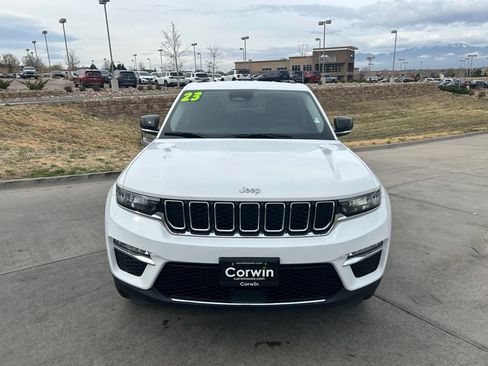 Used 2023 Jeep Grand Cherokee Limited AWD/4WD image 2