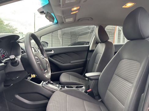 Used 2018 Kia Forte LX w/ LX Popular Package FWD image 13