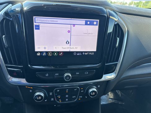 Certified 2021 Chevrolet Traverse Premier w/ Redline Edition AWD/4WD image 12
