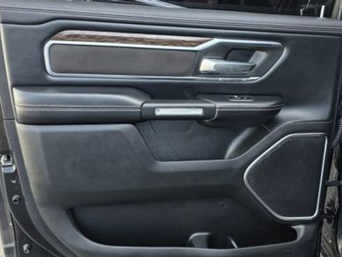 Used 2019 RAM 1500 Laramie image 10