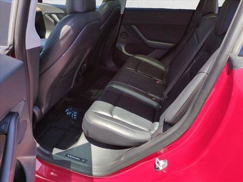 Used 2022 Tesla Model Y Performance AWD/4WD image 21